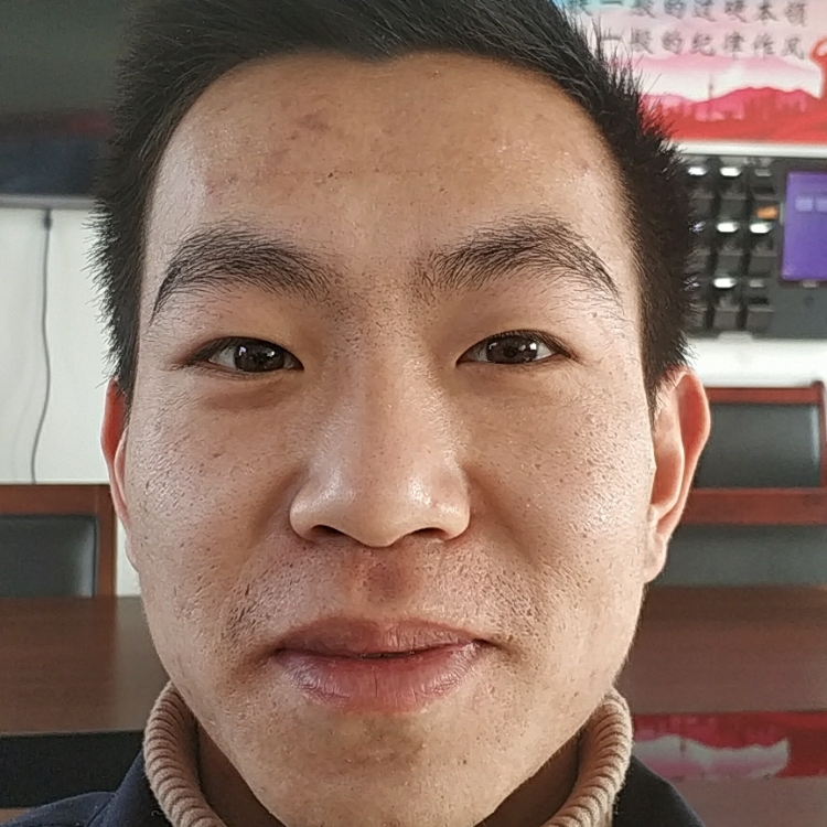 巴黎鐵塔下的苦澀