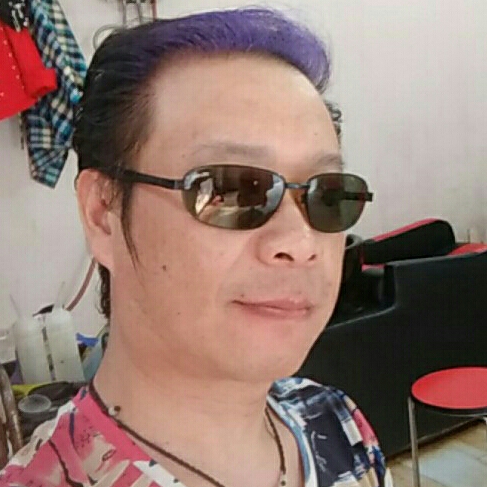 在下个路口等你