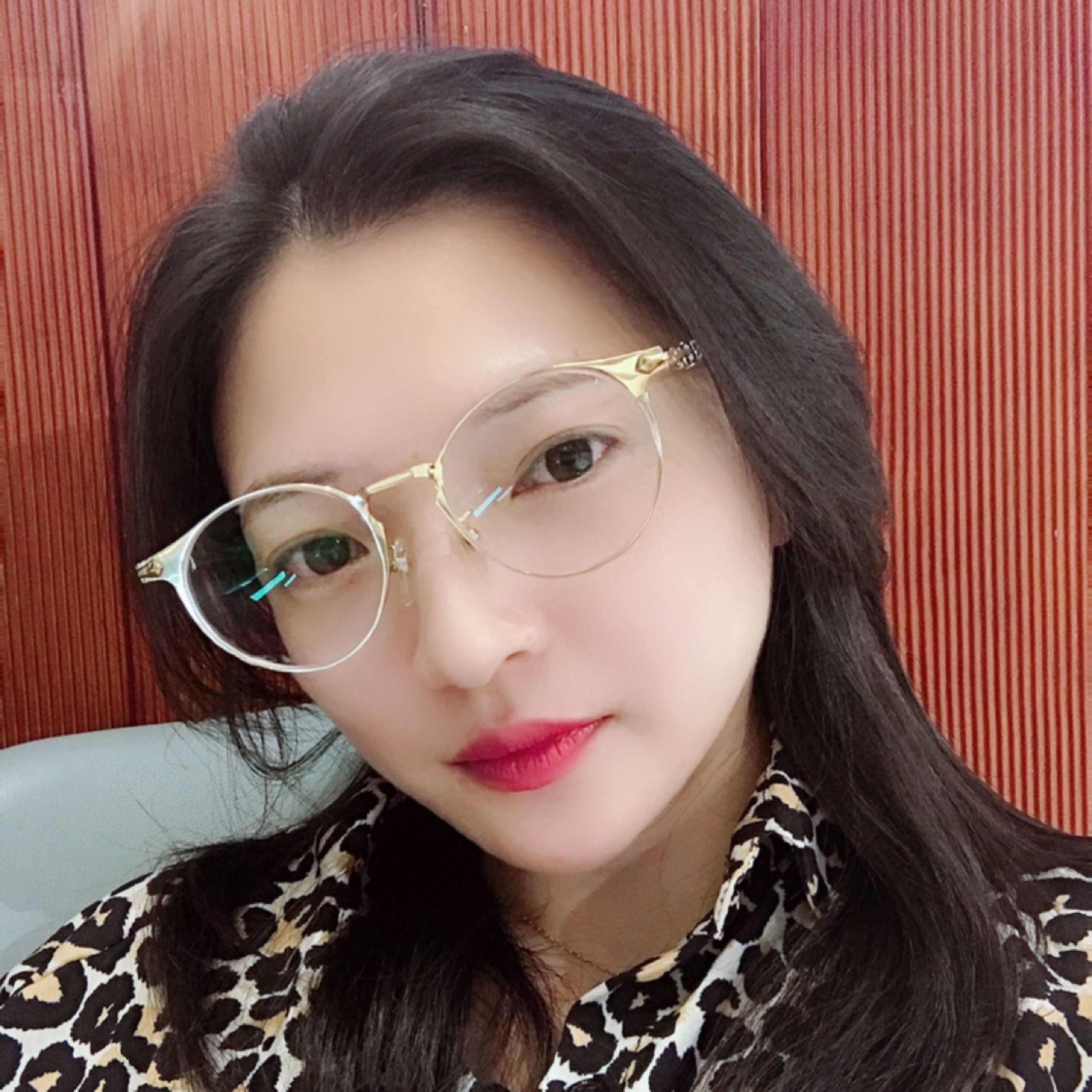 别大声说话