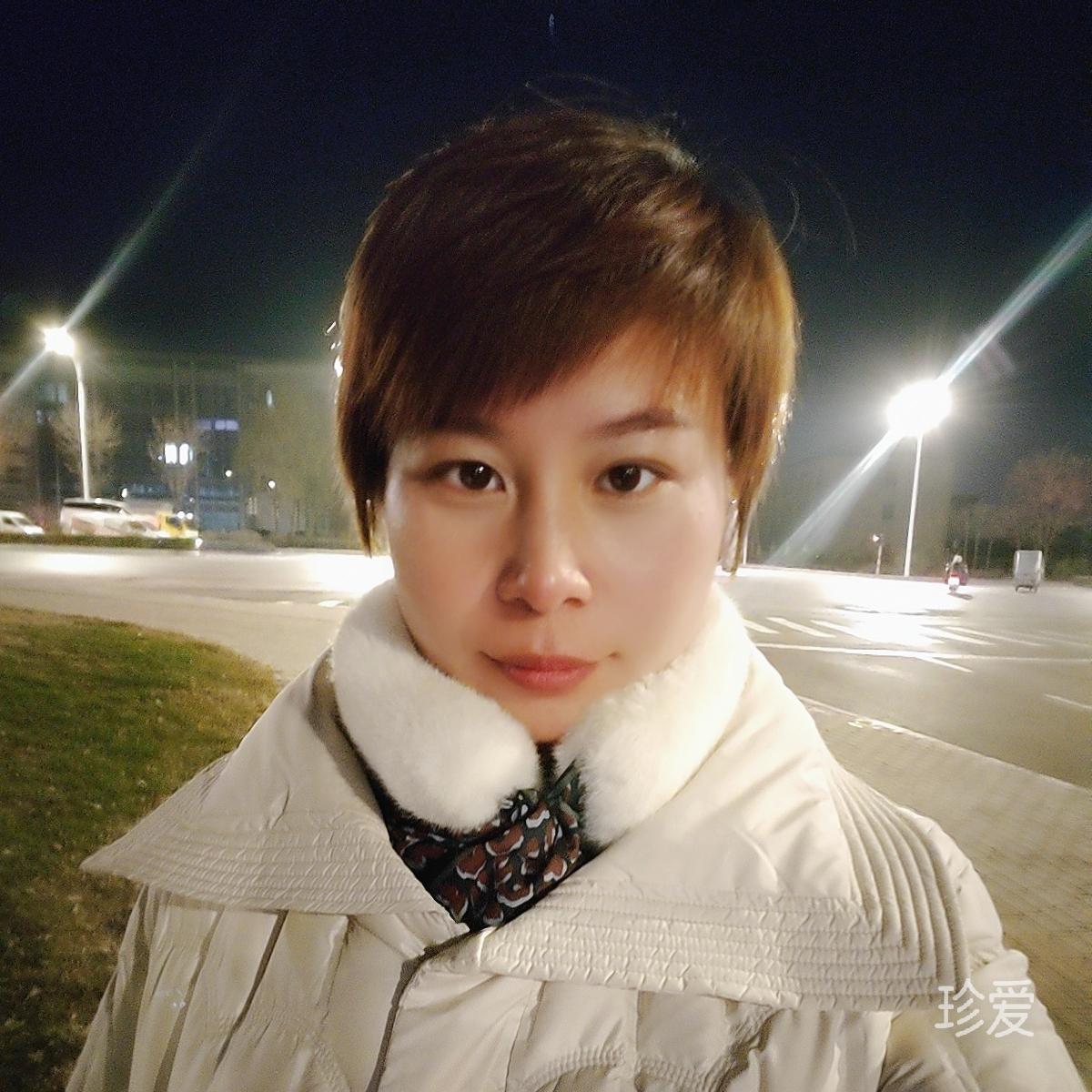 銀杏等風(fēng)來