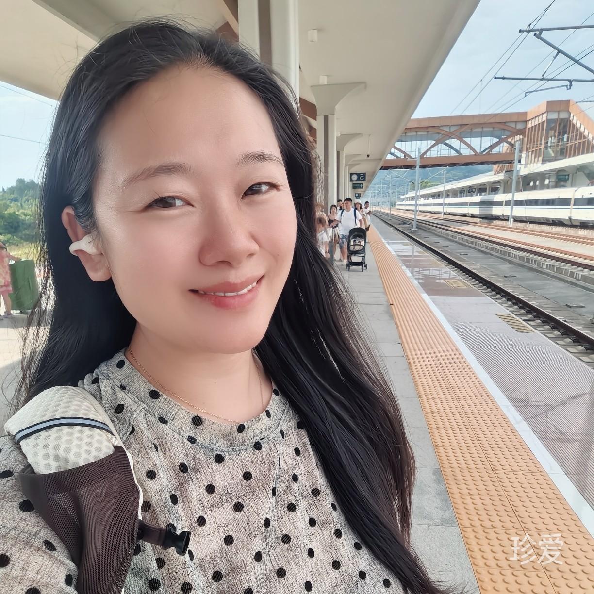 海豚姑娘