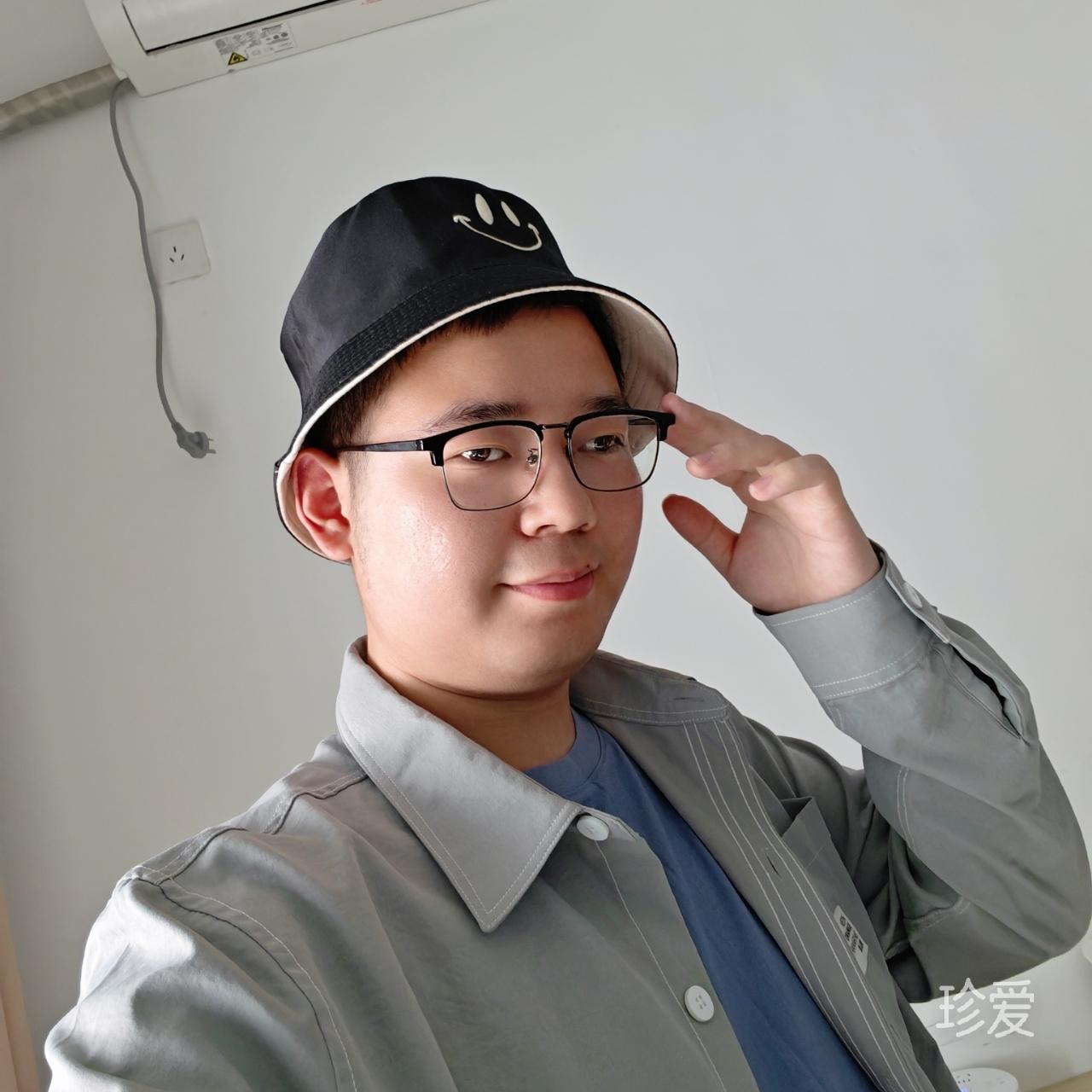 爱划水的小咸鱼