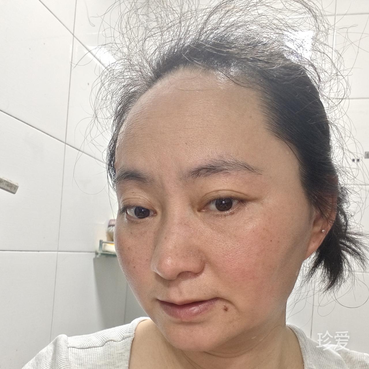 曹霞
