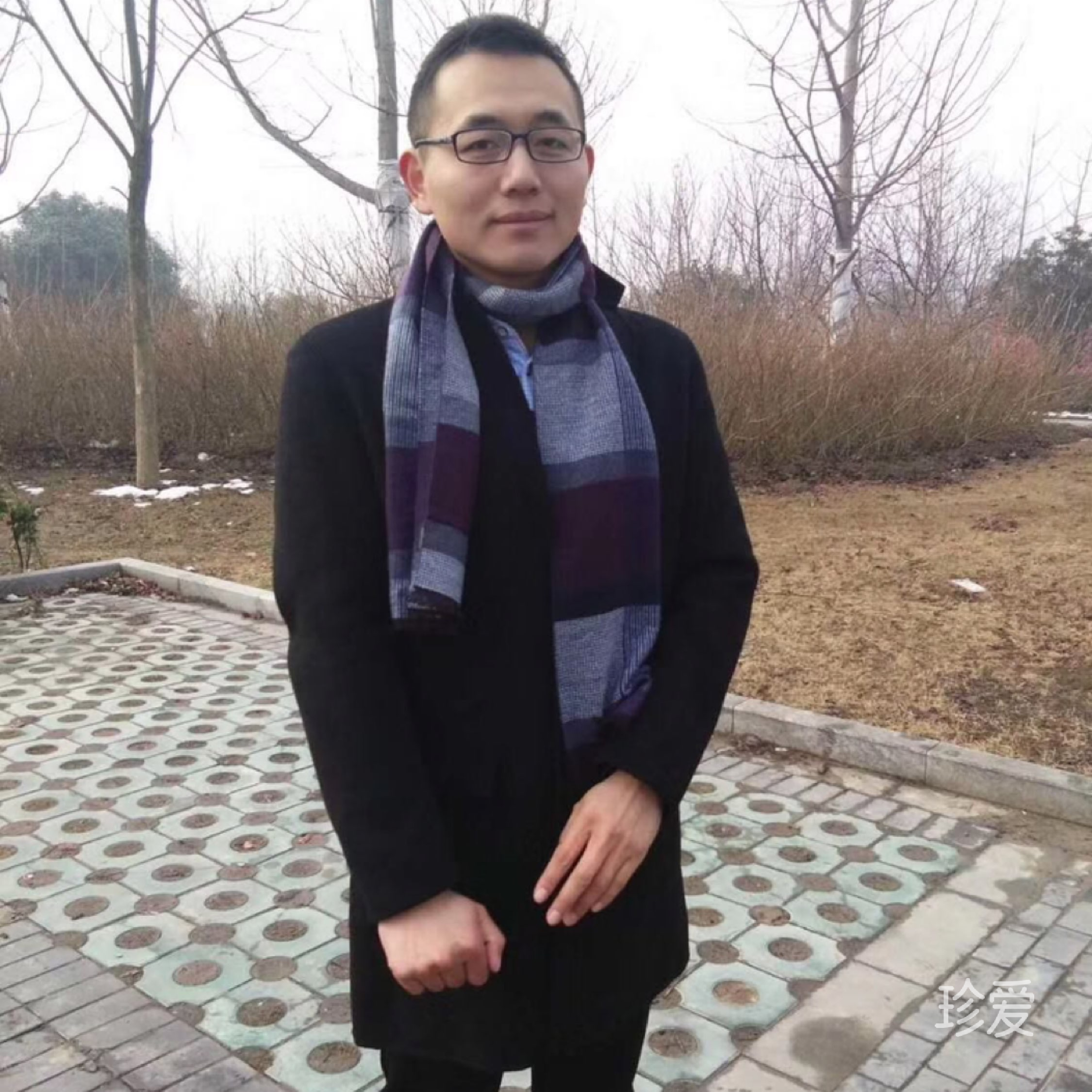 氣質(zhì)男叮當(dāng)貓