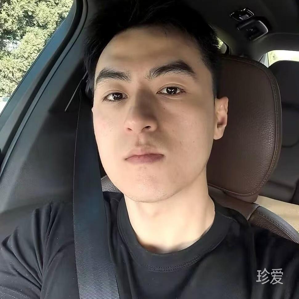 左眸