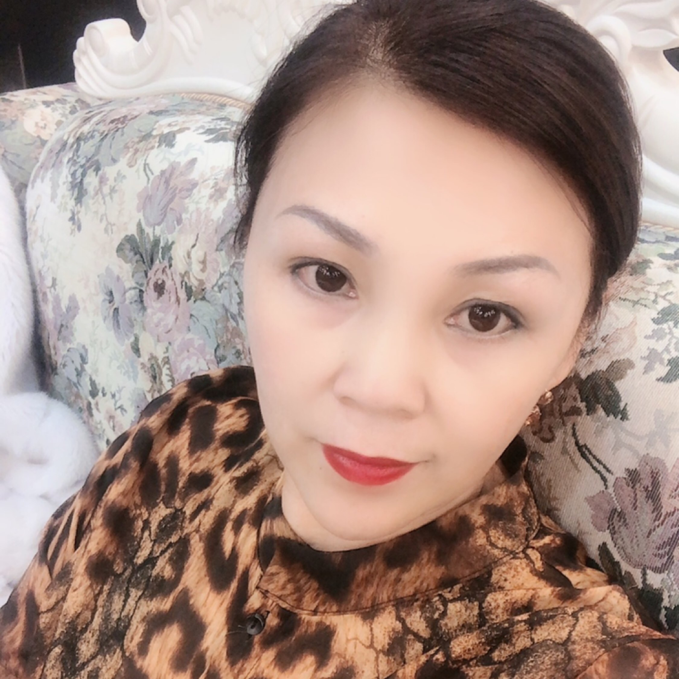 搖曳的百合婁三姐