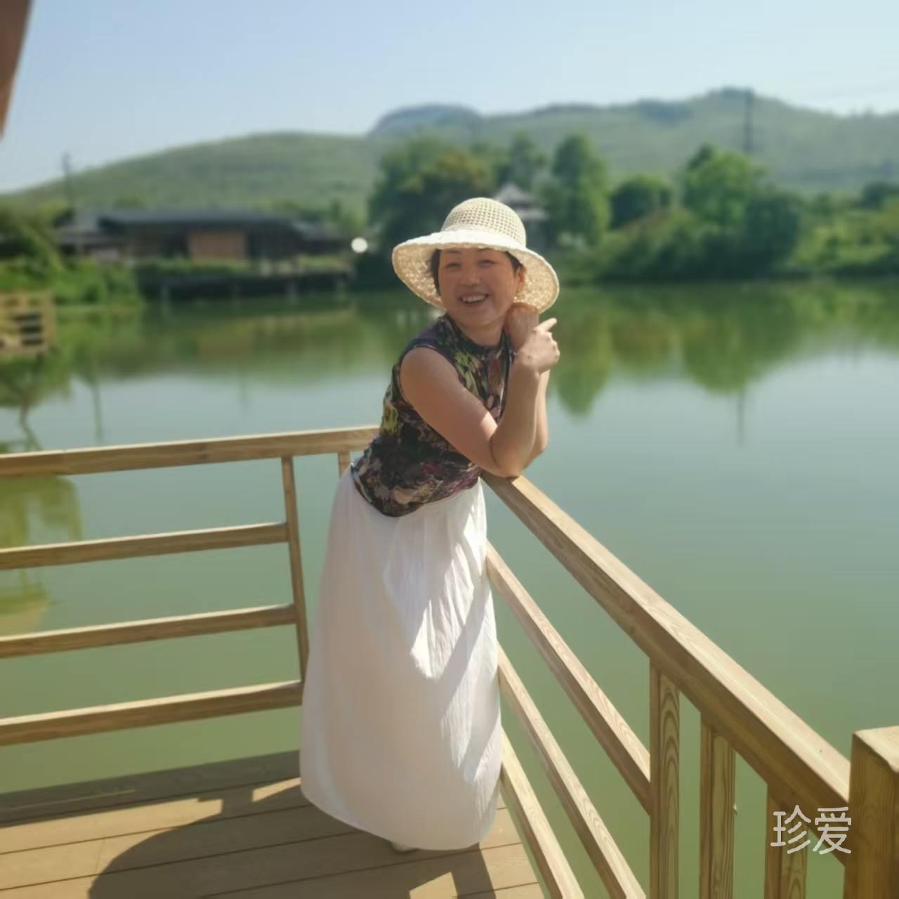 柳暗花红