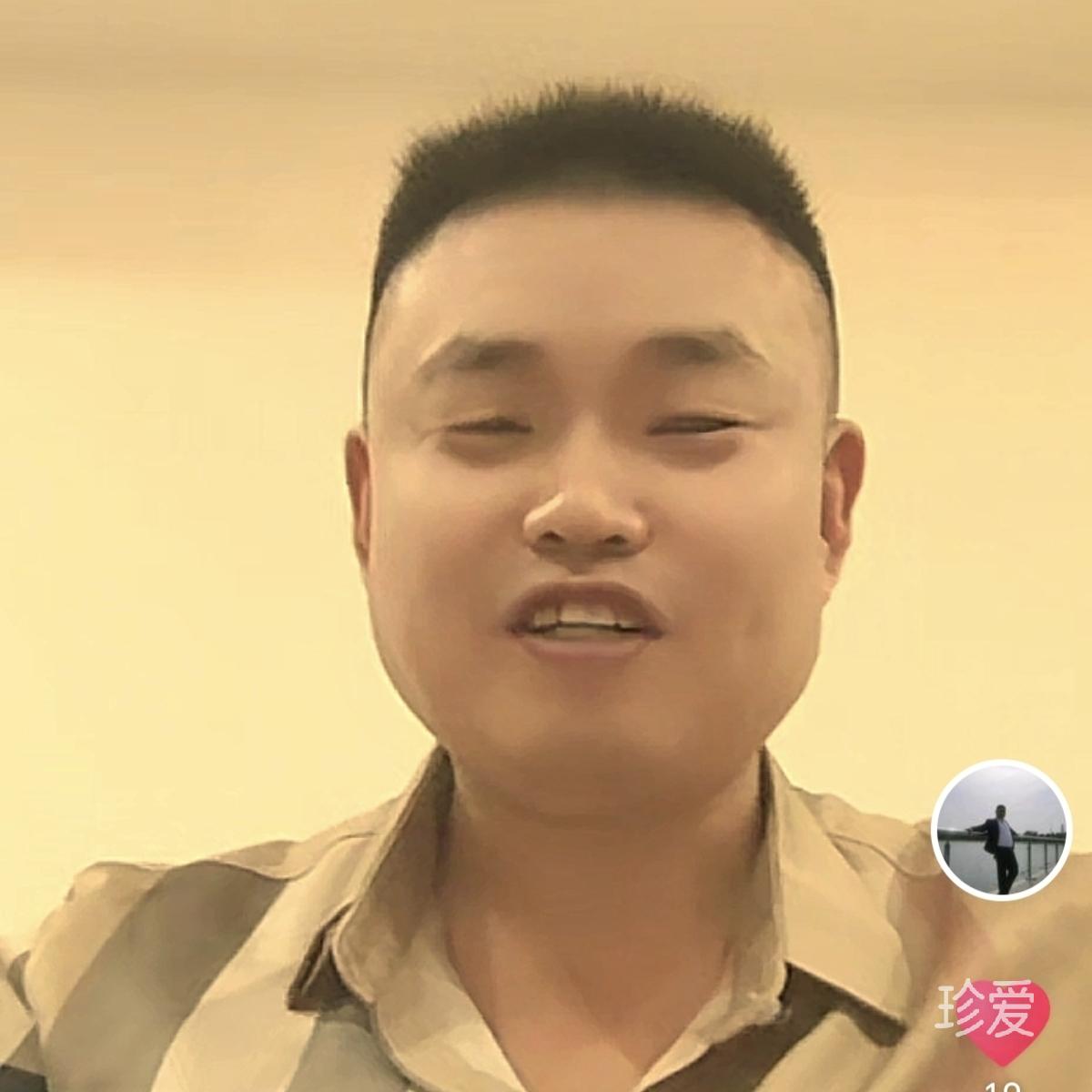 厚德载物心诚则灵