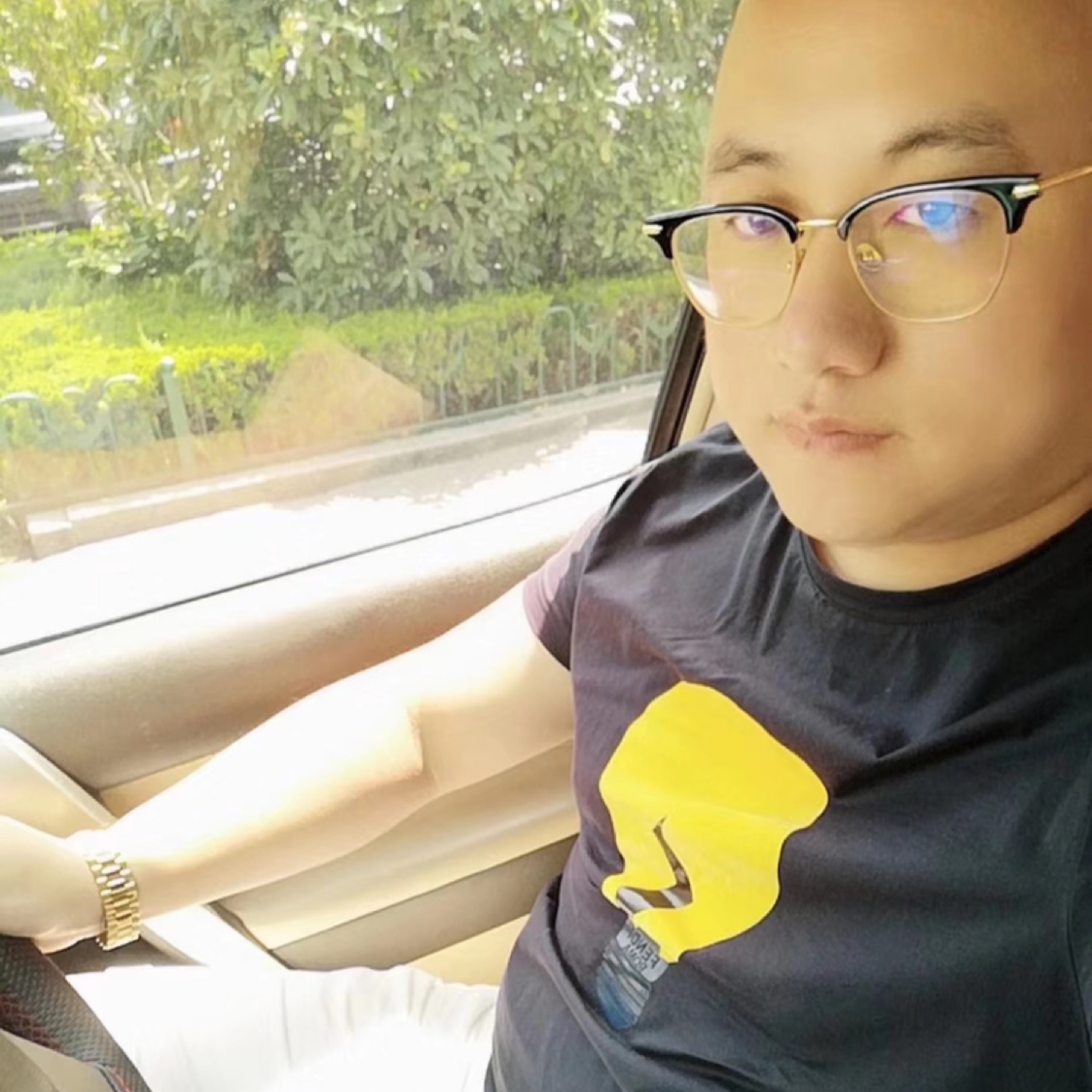 清風(fēng)挽留人