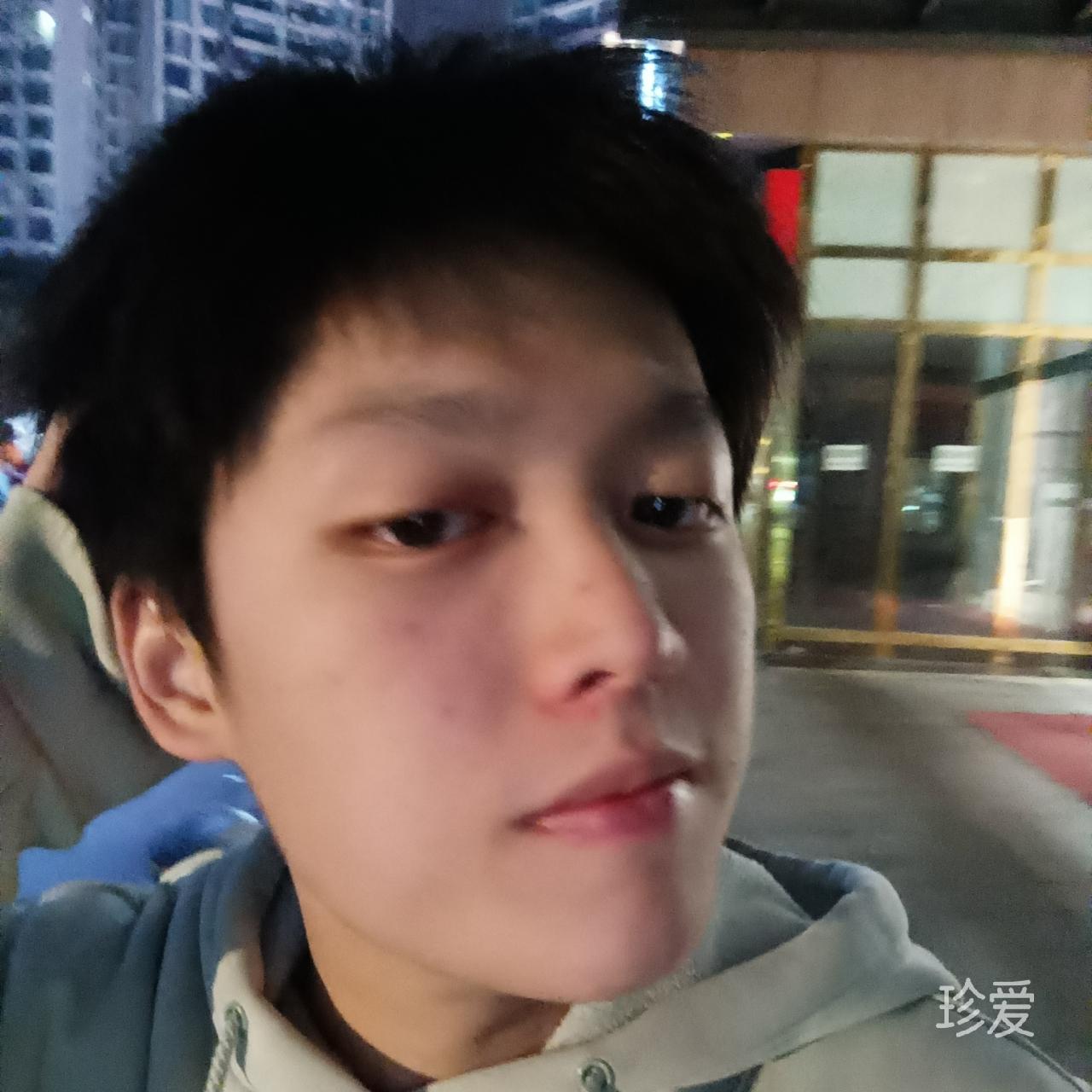 大學(xué)生暗訪某軟件