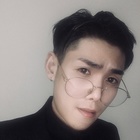 笑容背后的眼淚