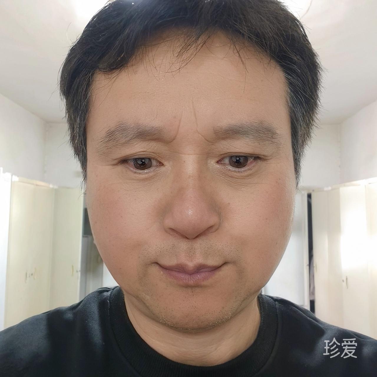 池塘柳
