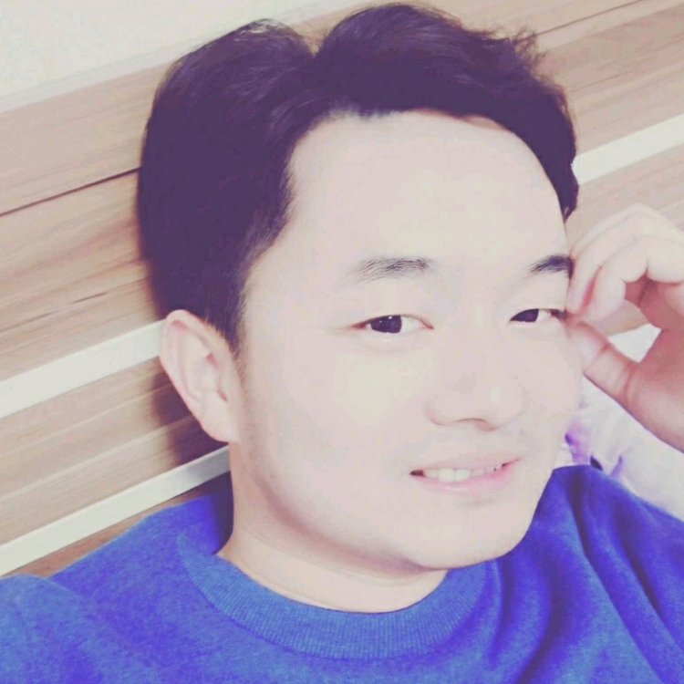 追風(fēng)箏的人