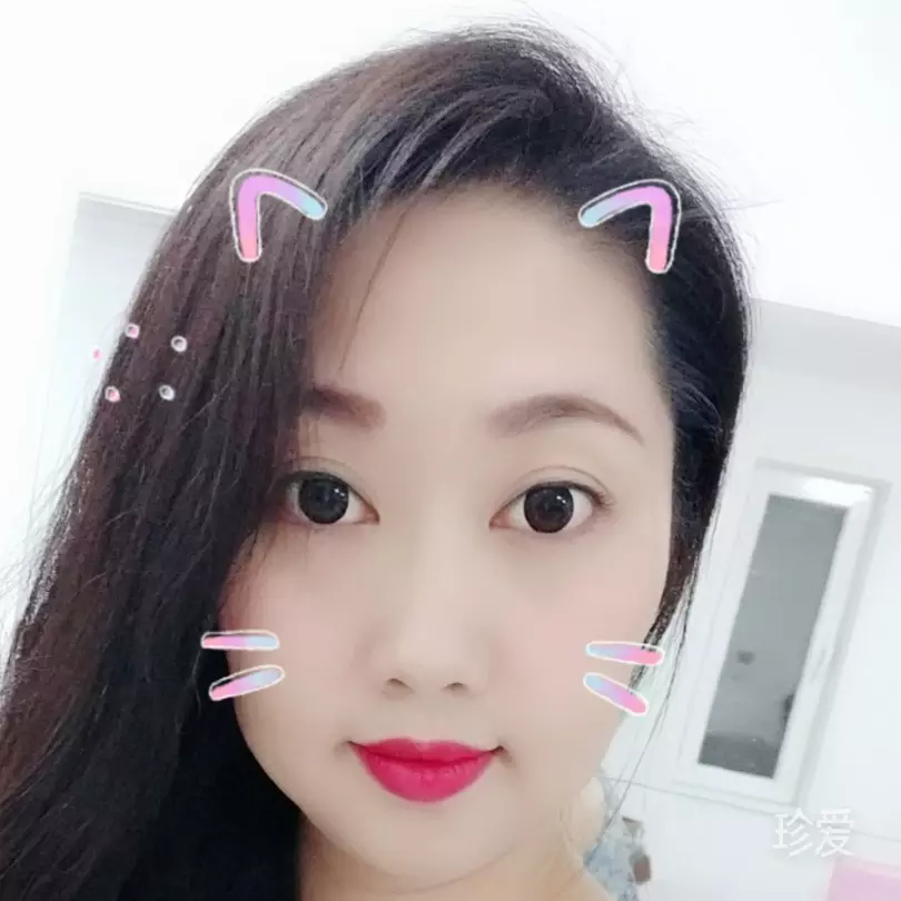 月光下的兔子