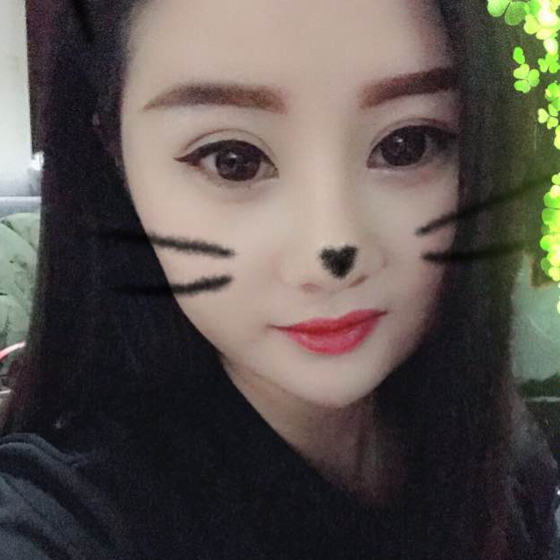 垂柳般的姿態(tài)