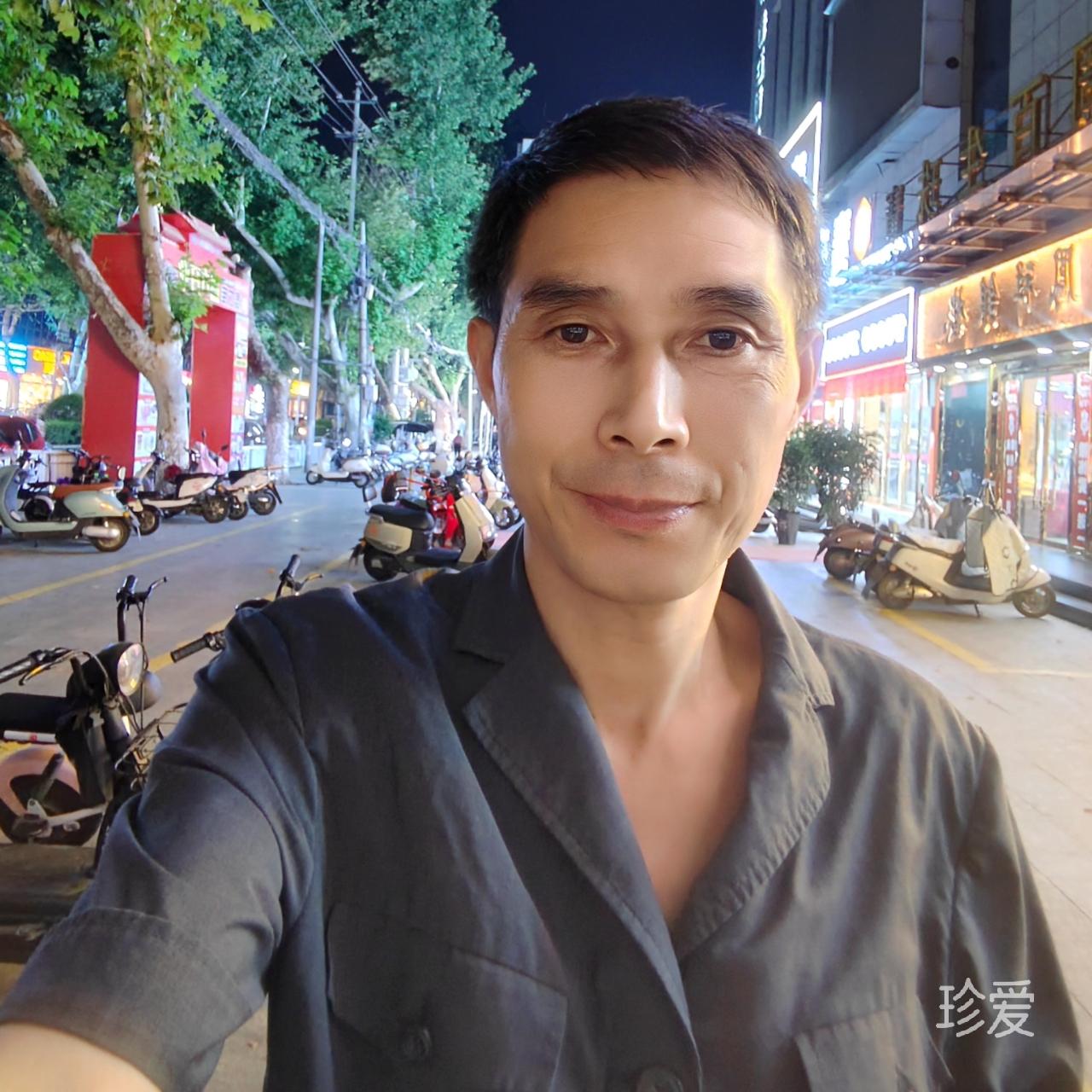 翩翩风裁