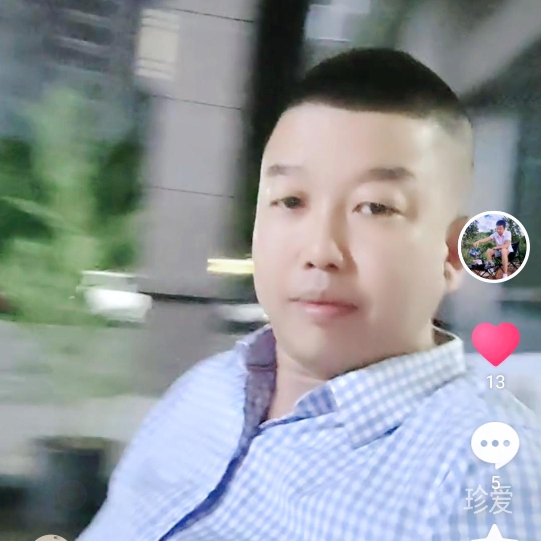笑容绽放
