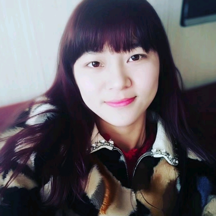 長(zhǎng)發(fā)飄飄