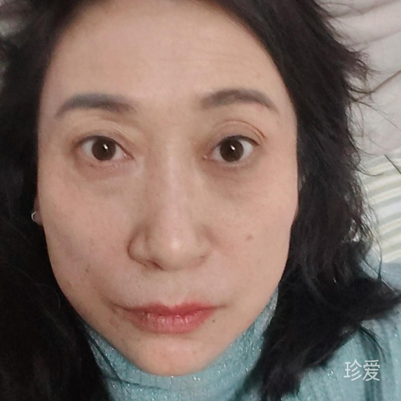 简默默