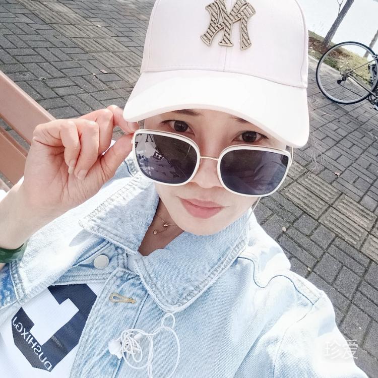 不被黑暗吞噬的光