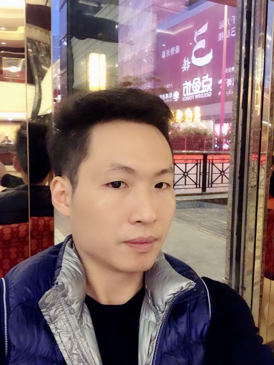 云破日出，你是那道光束