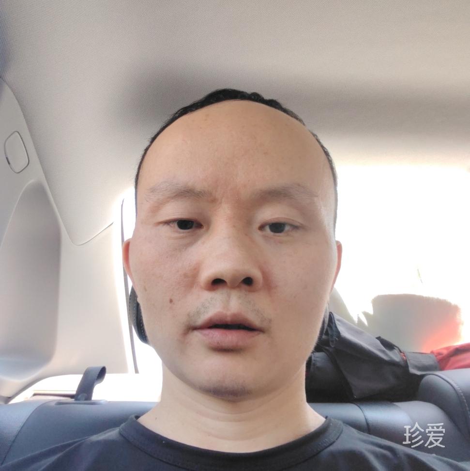 左手写爱右手抱你