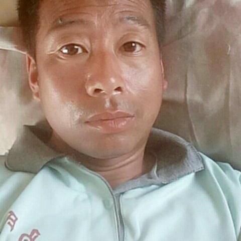 等待黎明的曙光