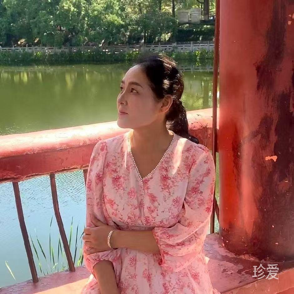 白色的月光
