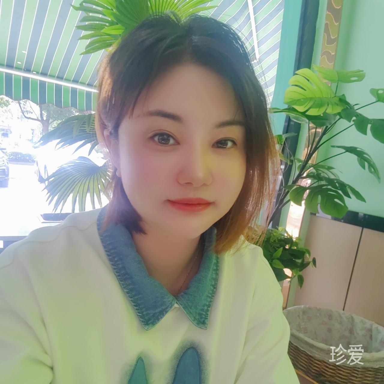 喜歡曬太陽的愷愷