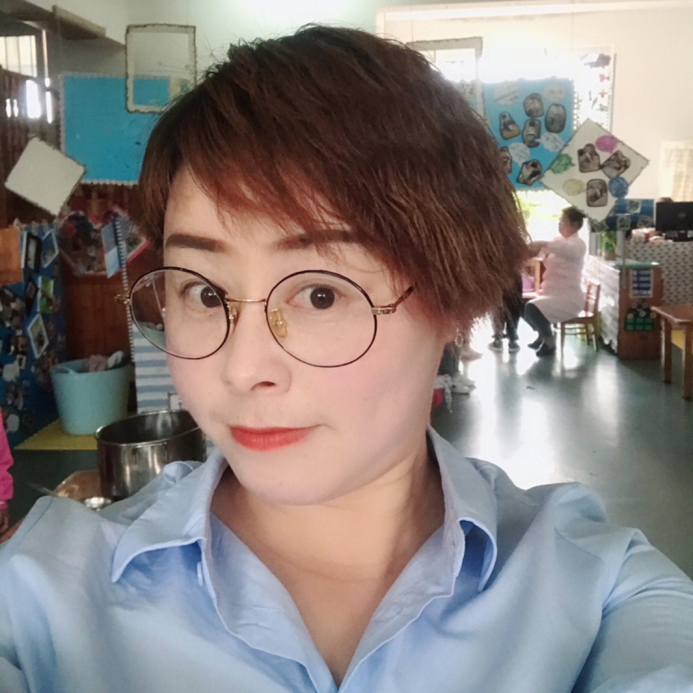 一個(gè)轉(zhuǎn)身兩個(gè)世界