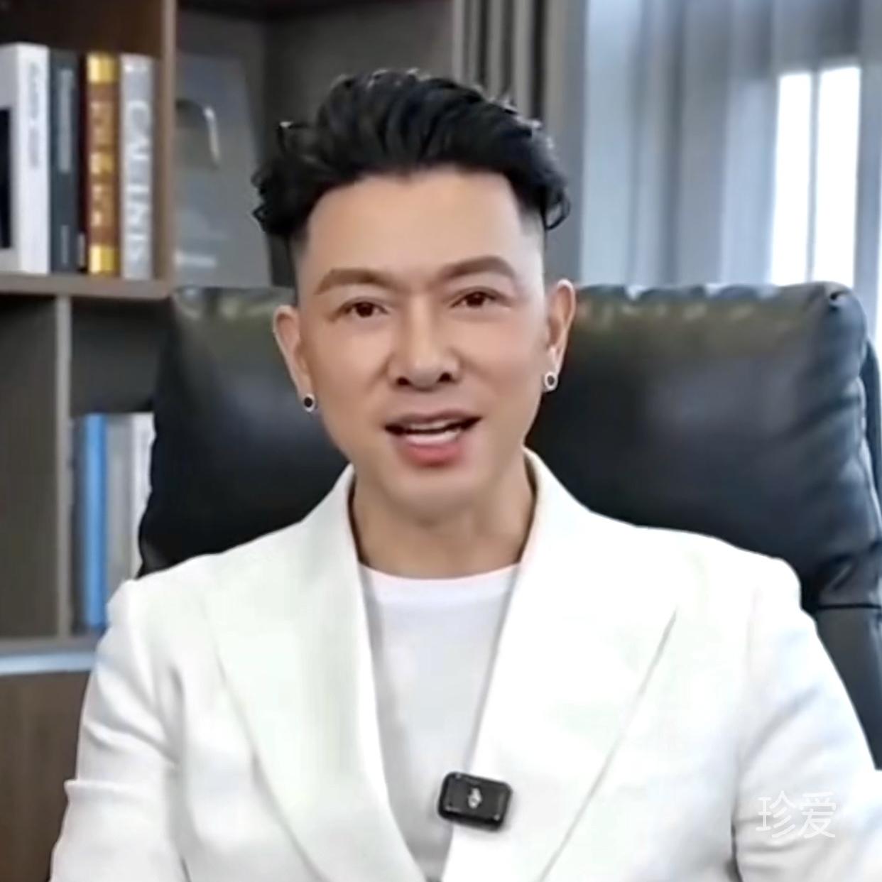 笑鹰
