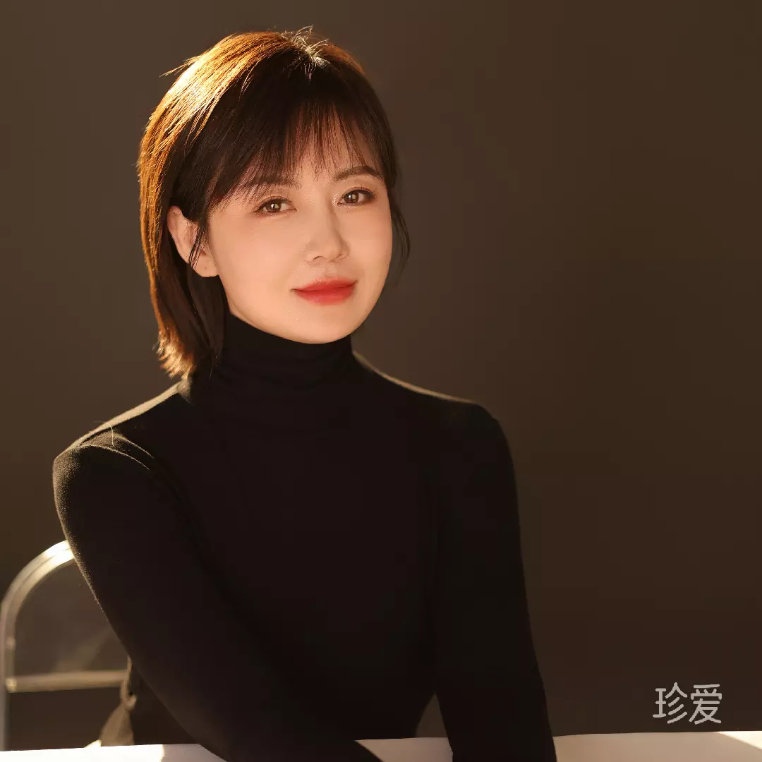 渼锜