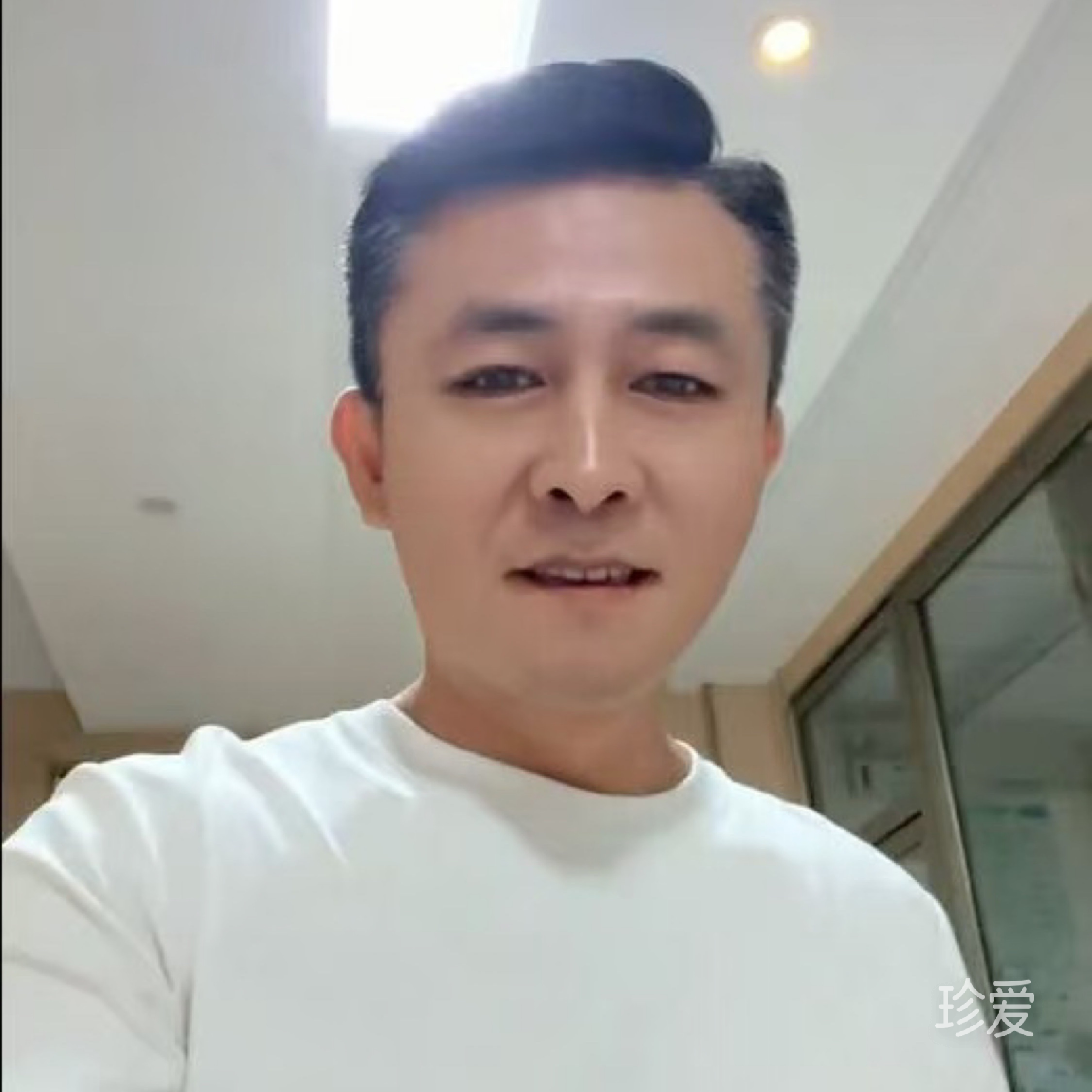 大漠聽風(fēng)吟