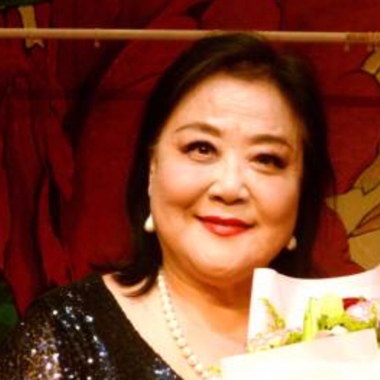 木子睡懒觉的猫