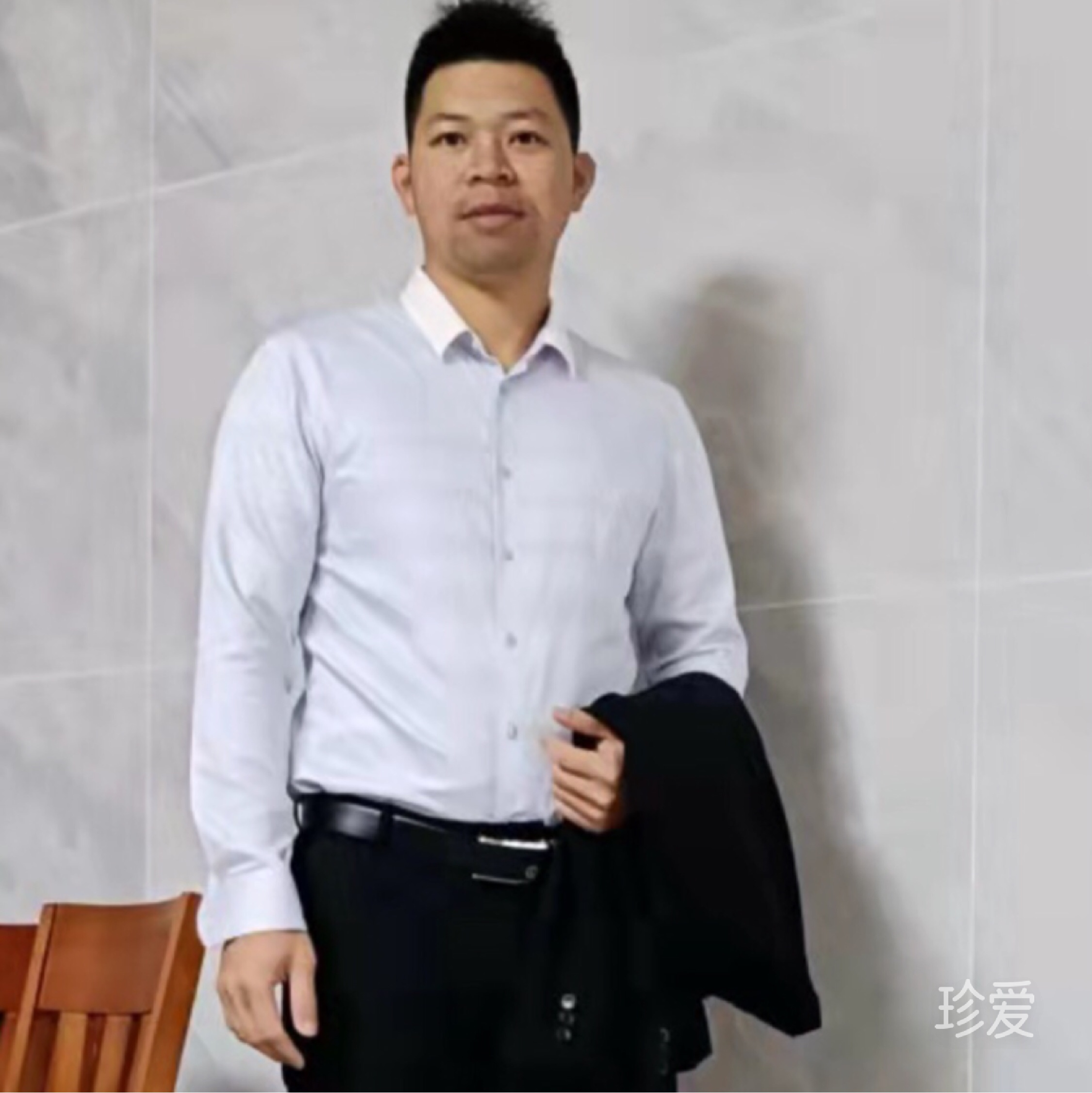 明哥做石材设计师