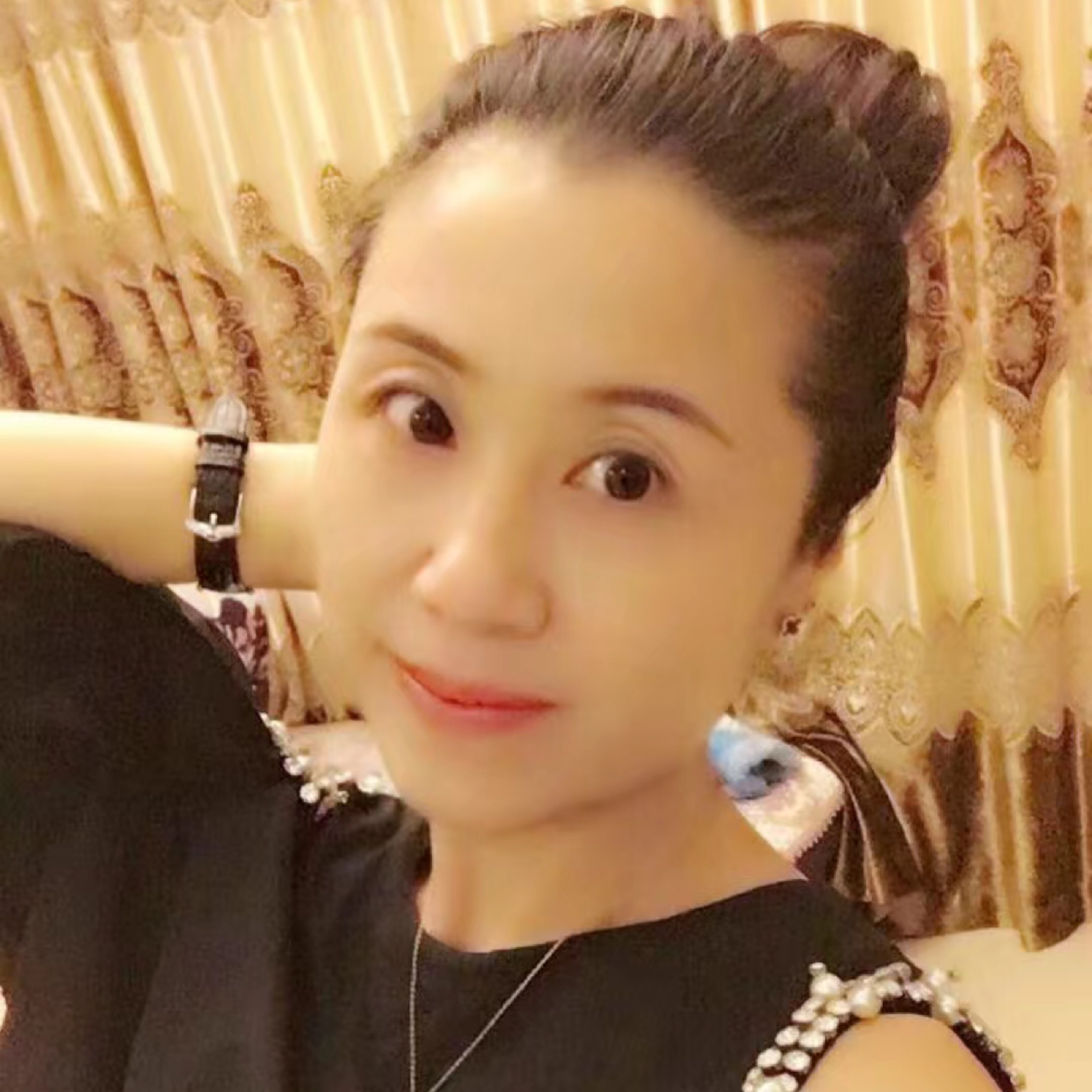 唯唯