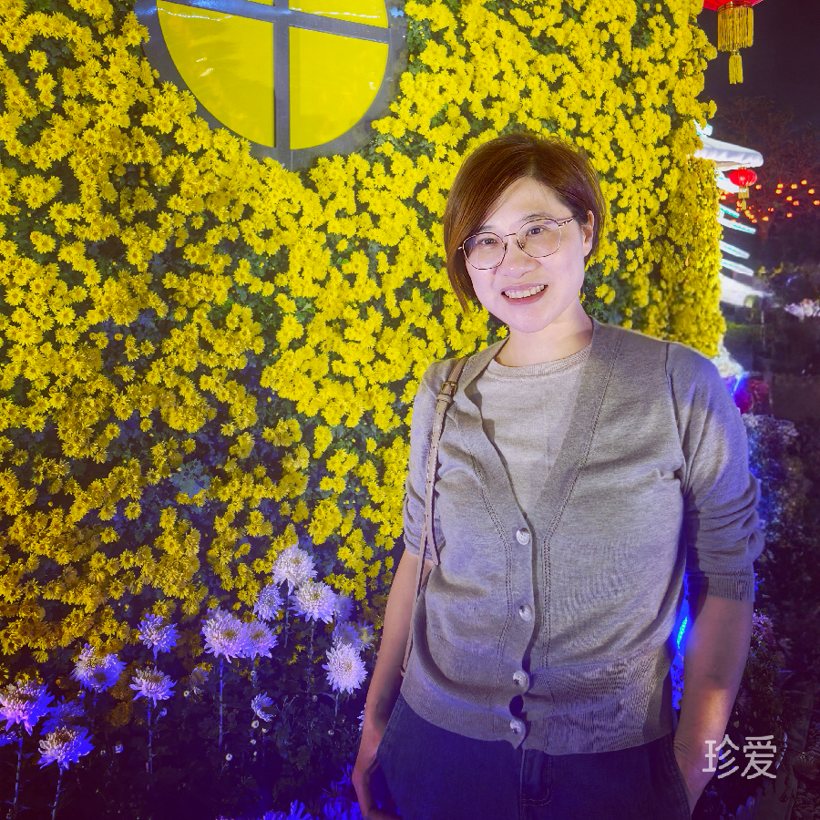 小默