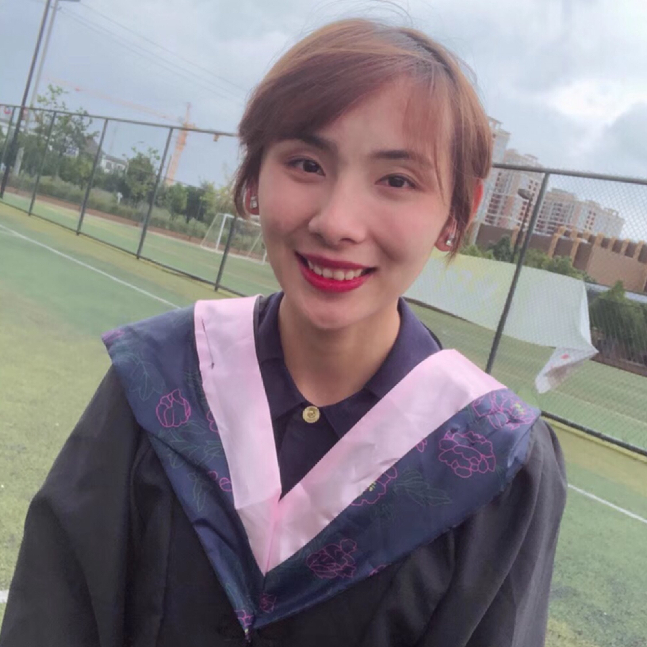 飞天少女猪仕町