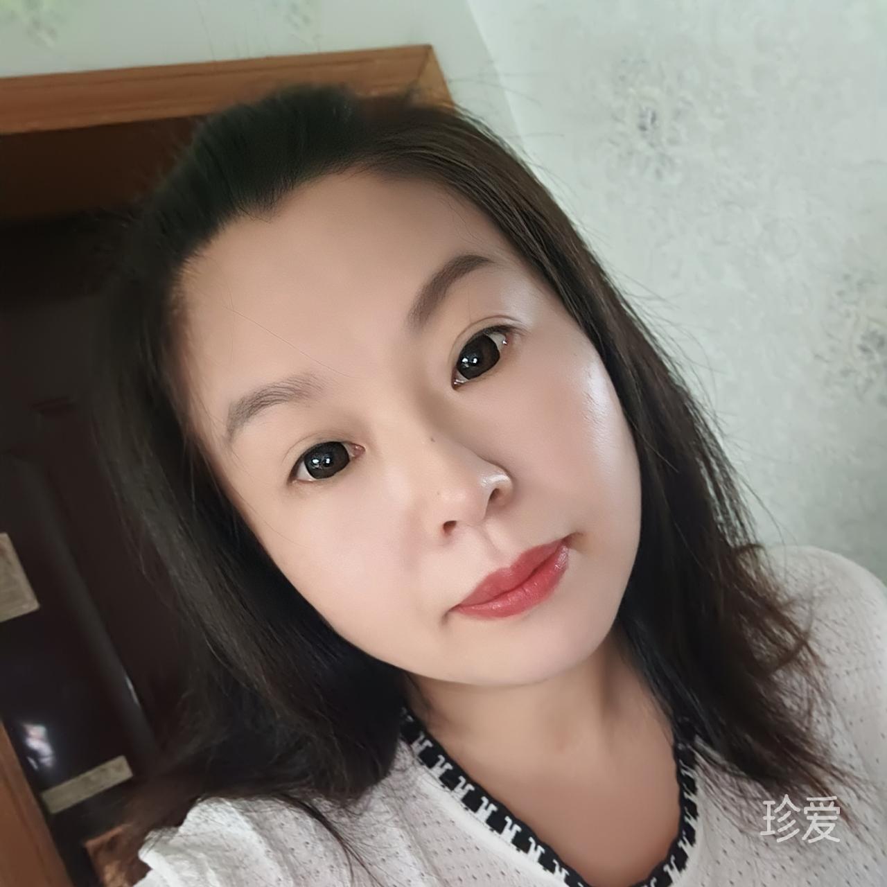 抬头仰望
