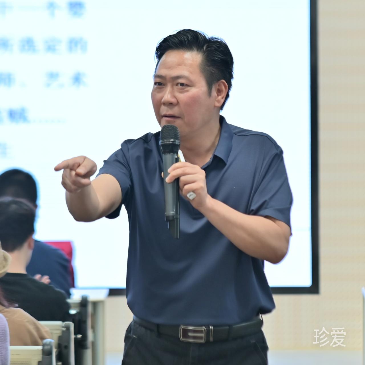 山河阅尽仍少年