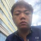 等待玫瑰的男孩