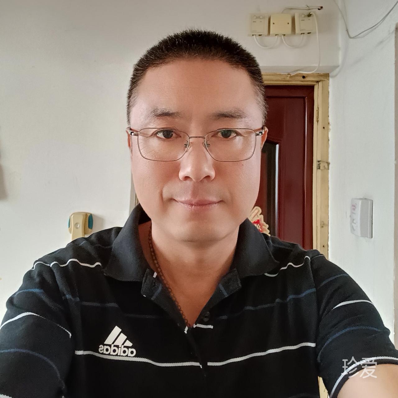 等待她出現(xiàn)