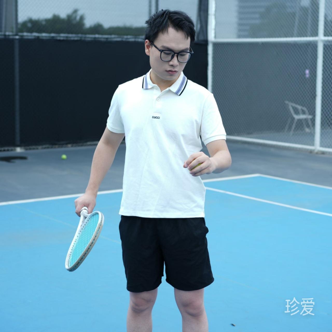 醉卧松下听雨声