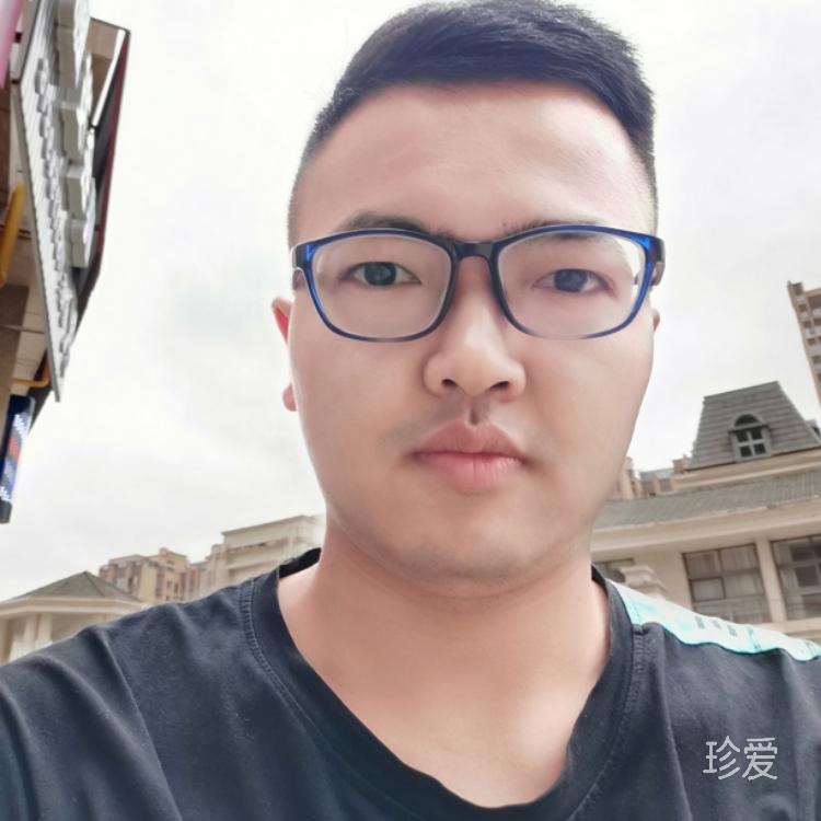 只为一生守候的她