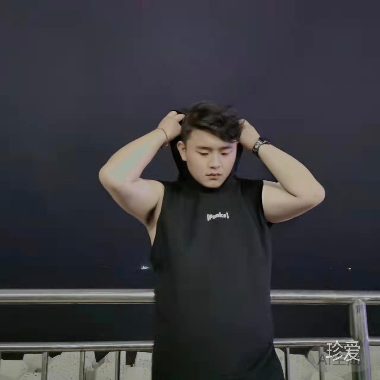 无人与我立黄昏