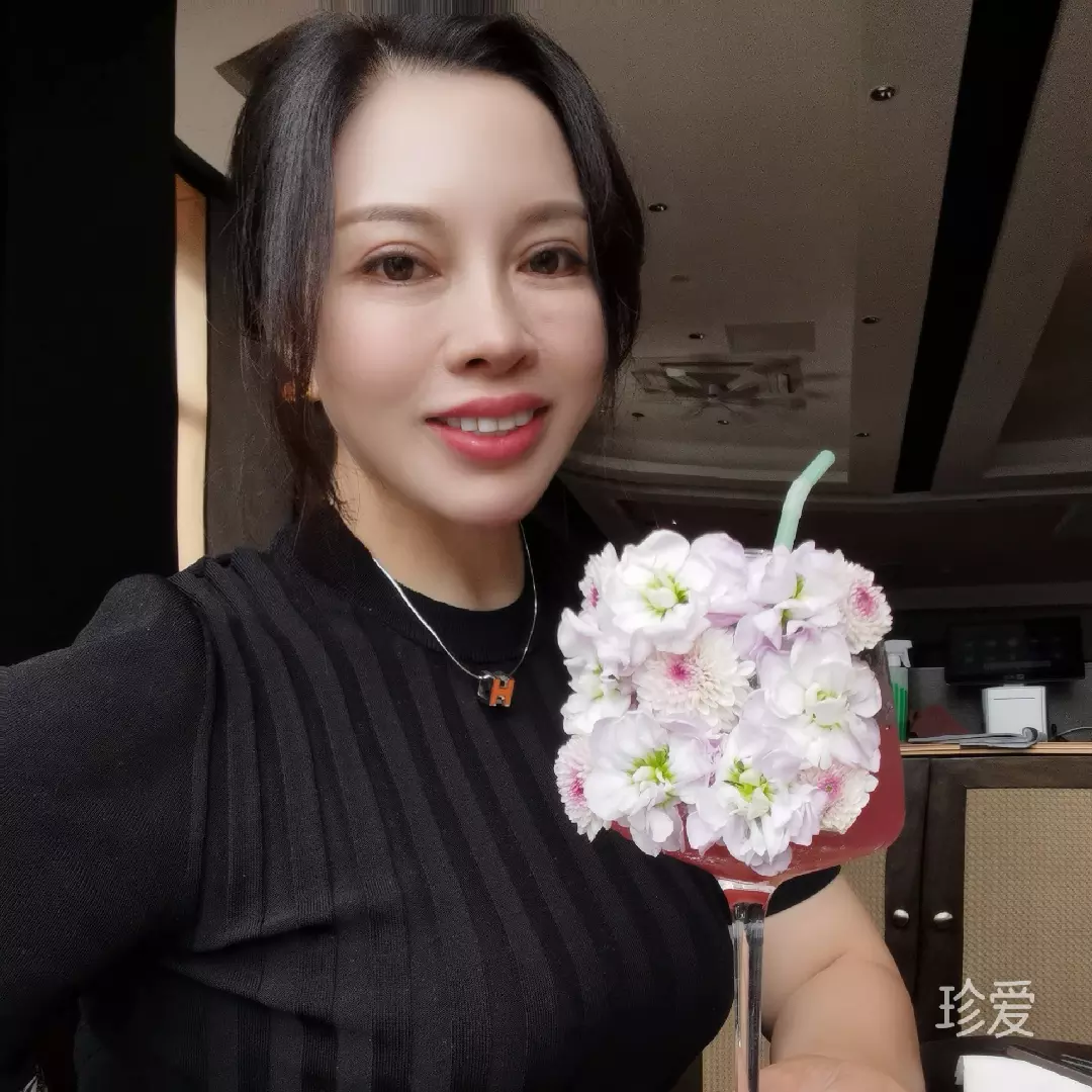 月光下的凤尾竹