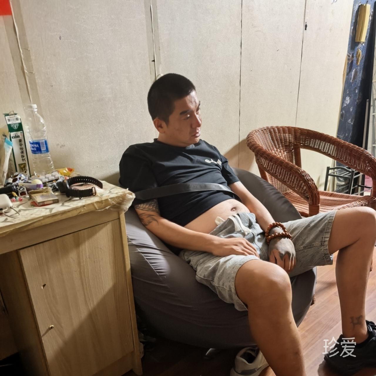 王先生