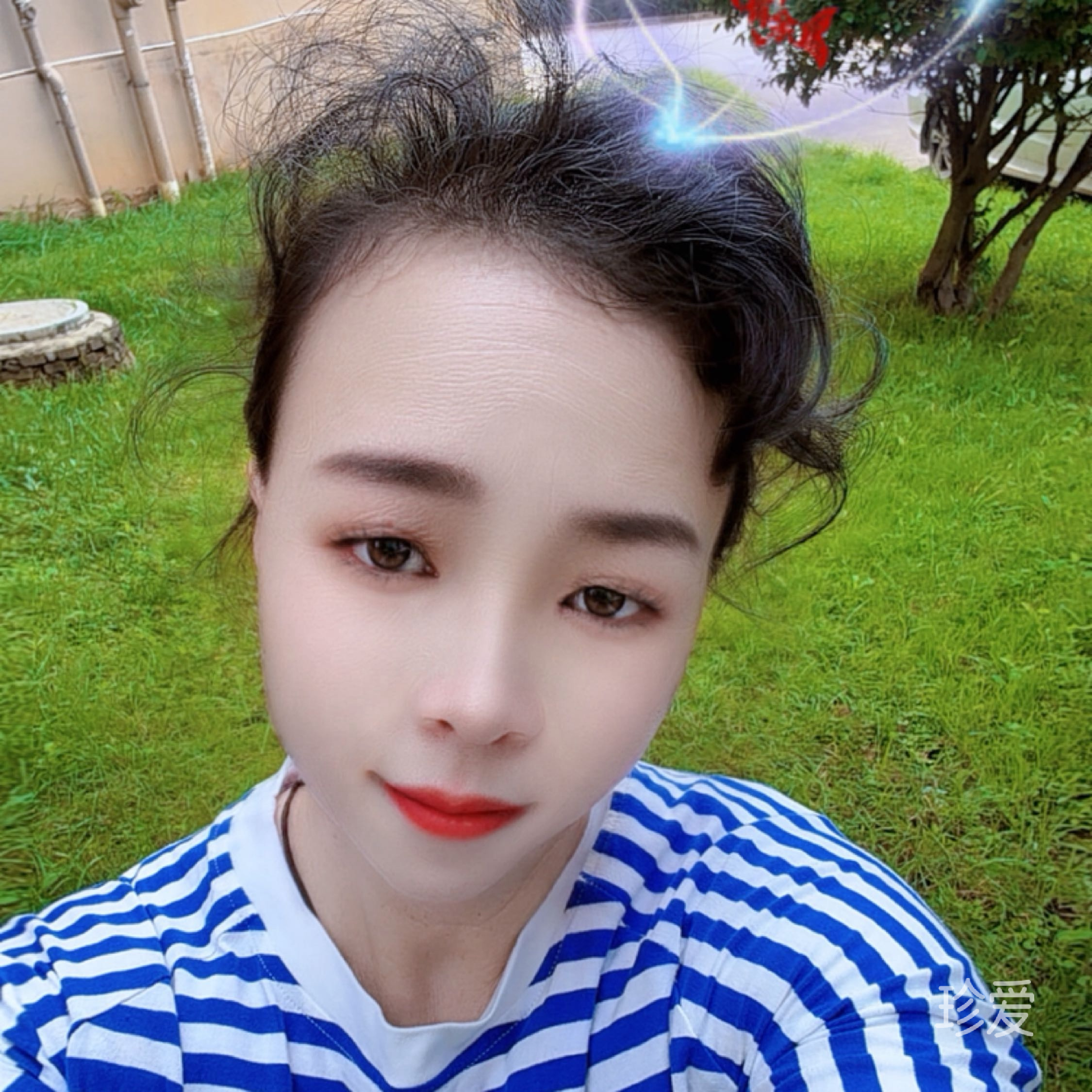 彩虹边的云朵