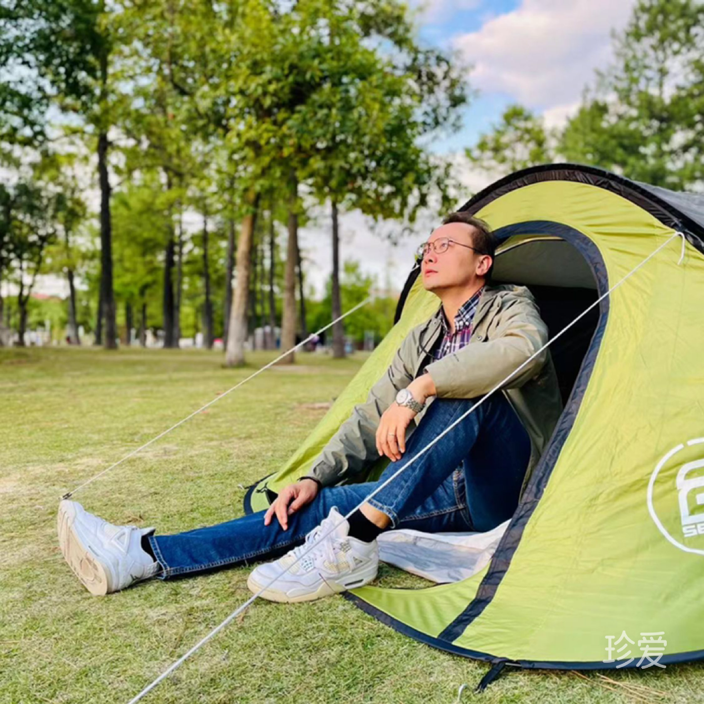 晓看天色暮看云