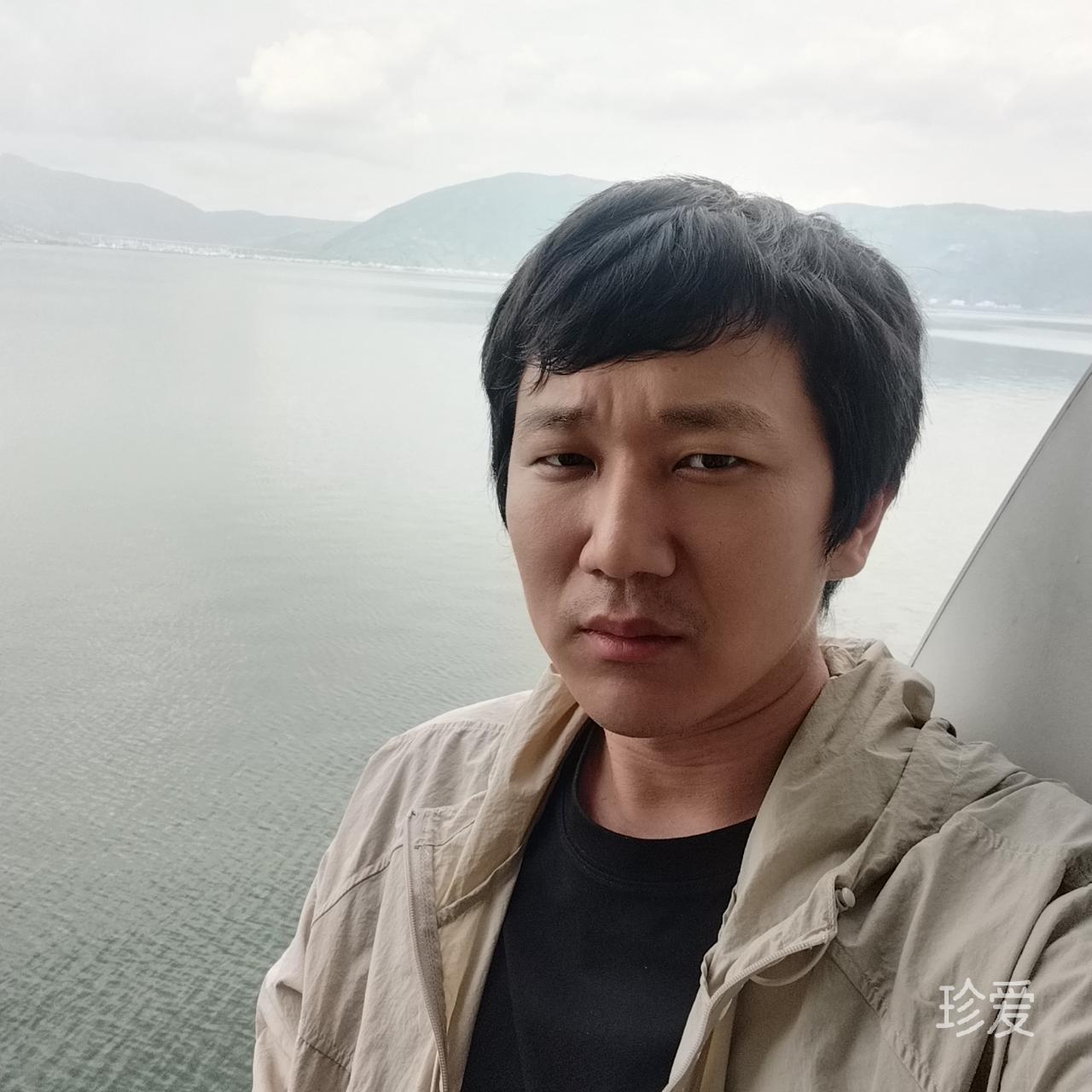 蠢蠢的爱